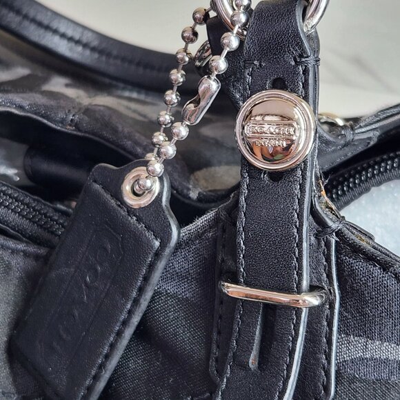 Euc Coach Carly Signature Black & Gray Shoulder Bag Large - Picture 15 of 17